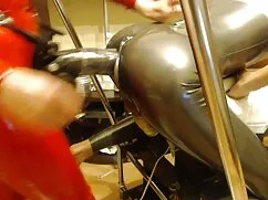 Sexo anal con una pe ...
