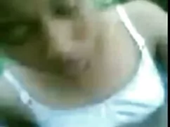 Hermosa chica folla  ...