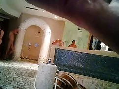 Cámara oculta en pel ...
